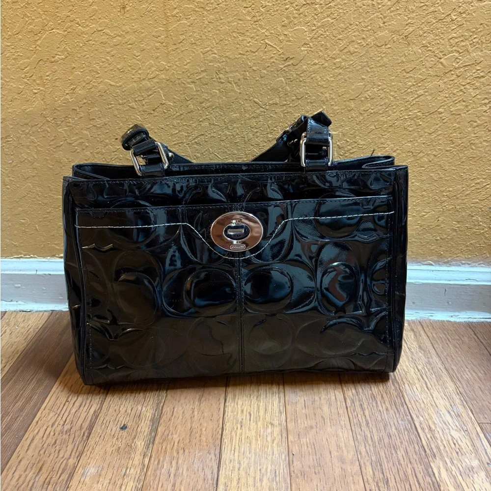 Coach Black Patent Leather Shoulder Bag